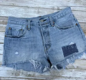 Levi's 501 Mid Rise Cutoff Denim Shorts Light Wash Distressed Patchwork‎ Sz 26 thumbnail 1