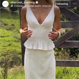 White linen top Size 2 thumbnail 6