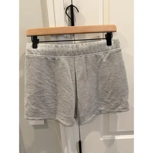 Quince NWOT XS Bundle SuperSoft Fleece Shorts & Organic Rib Long Sleeve Tee thumbnail 6