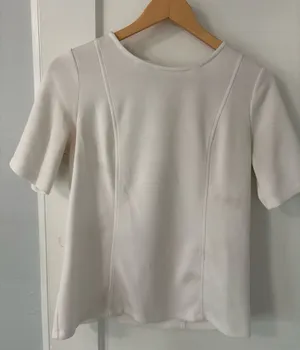 Amazon White T-Shirt thumbnail 1