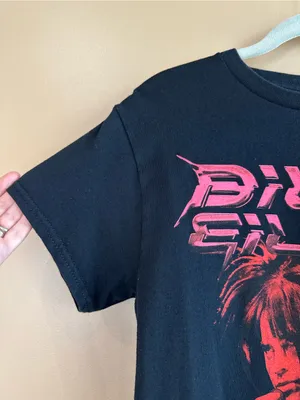 Billie Eilish 2025 Official Graphic Band T-Shirt Black Red Size Medium Grunge thumbnail 2