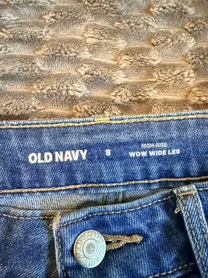 Old Navy Jeans High-Rise Wow Wide-Leg thumbnail 2