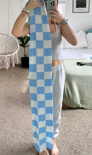 Checkered scarf thumbnail 2