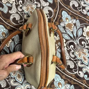 Vintage Dooney & Bourke Cream and Brown Satchel thumbnail 6