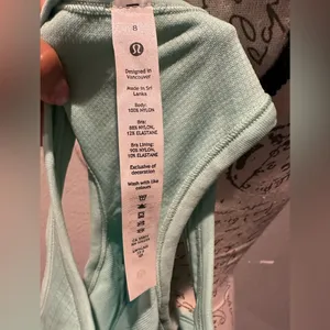 Lululemon tank thumbnail 6