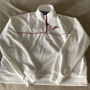 Nike Pullover thumbnail 1