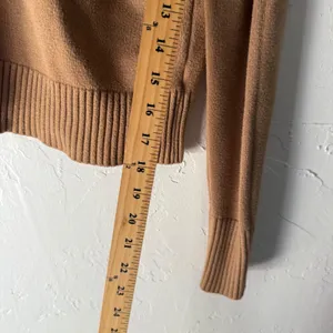 Anna Dani‎ Womens Tan Ribbed Crew Neck Long Sleeve Cropped Sweater M Preppy thumbnail 6