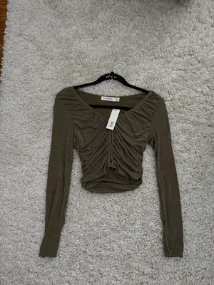 Glassons Olive Green Long Sleeve Top New With Tags thumbnail 2