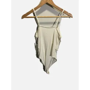 A New‎ Day Bodysuit Womens Medium Cream Twist Front Sleeveless Casual Chic thumbnail 5
