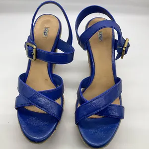UGG PATENT LEATHER JACKILYN STRAPPY‎ SANDALS thumbnail 2