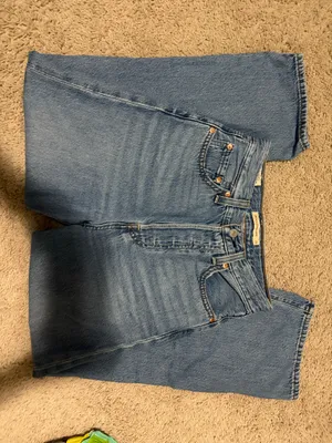 Levi’s Ribcage Straight Ankle Jeans thumbnail 3