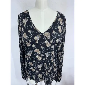 Old Navy XXL Black Floral‎ V-Neck Top Women's Long Sleeve Cinch Cuff thumbnail 7