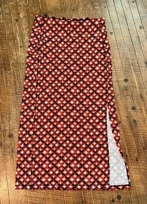 Ann Taylor Loft red floral slit knit S long pencil skirt thumbnail 1