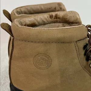 Women’s Bass Hiking Boots – Size 7.5 see pictures for wear thumbnail 3