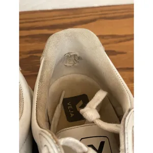 Veja Sneaker women’s 7 thumbnail 5