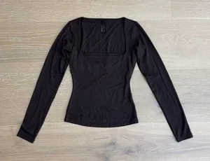 SKIMS Long Sleeve Top Square Neck Size XXS Brown thumbnail 1