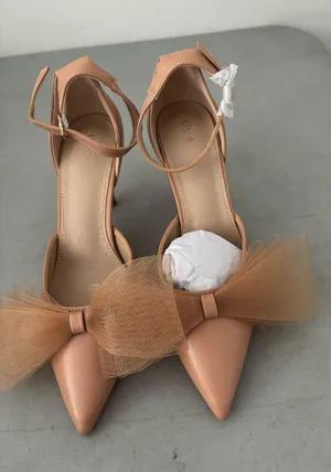 Elegant heel sandal Tan Size 9 thumbnail 1