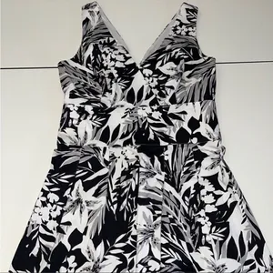 White House black market‎ midi dress 6 thumbnail 1