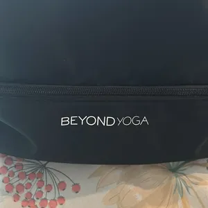 NWT Beyond Yoga Covertible Gym Bag thumbnail 4