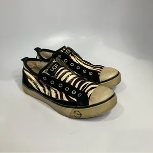 UGG Laela Sherpa lined sneakers zebra print calf‎ hair size 7.5 thumbnail 7