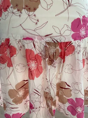 Victoria's Secret Floral print mini skirt thumbnail 3