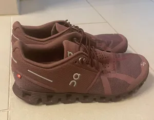 Running Shoes thumbnail 3