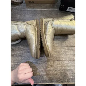 UGG Australia Light Shimmer Gold Bailey Button Boots Size 8 Cozy thumbnail 7