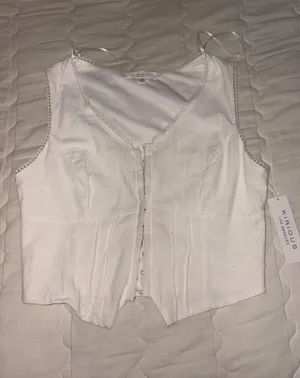 Kirious White Top thumbnail 1