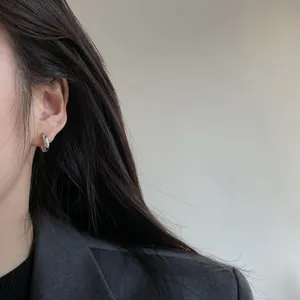 Polished Metal Texture Silver Hoop Earrings for Women thumbnail 3