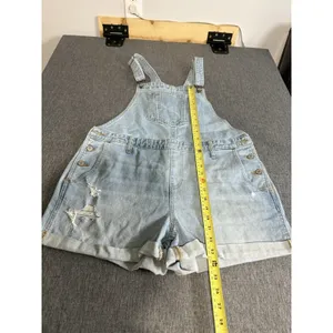 Old Navy women's light wash denim shortalls L 3" inseam button 5-pocket thumbnail 4