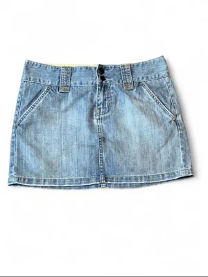 Express Light Wash Denim Mini Skirt Size 4 Y2K Low Rise Cotton Jean Skirt thumbnail 2