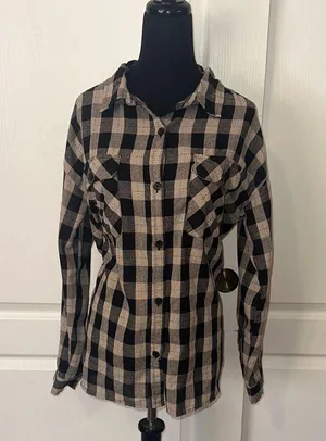Bke Black & Tan Plaid Gingham Boyfriend Flannel Button Up thumbnail 1