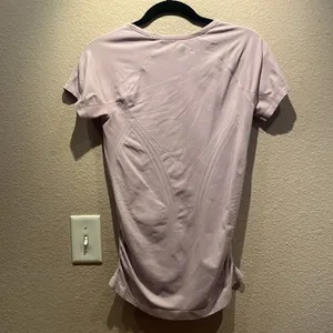 Gaiam Women’s Warrior Workout Seamless T Shirt Size Medium Lavender thumbnail 6