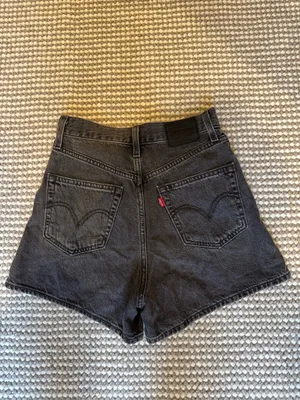 Levi’s High Loose Shorts Black thumbnail 2