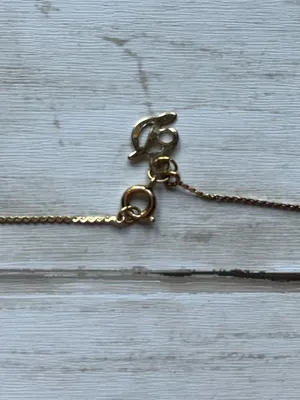 Vintage Tory Burch Gold Initial Disc Pendant Necklace thumbnail 5