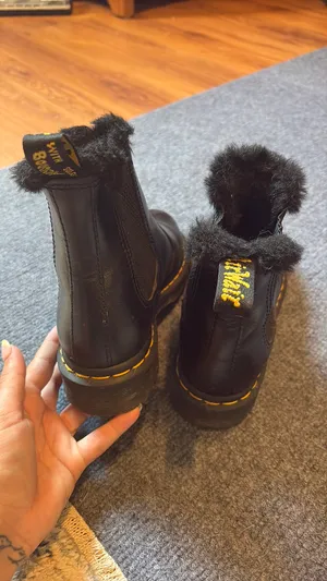 Dr. Martens boots thumbnail 5