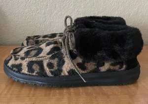 Hey Dude Britt Slip On Bootie Faux Fur Trim Size 8 Leopard Print Animal Print thumbnail 1