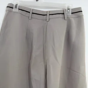 White Fox Its A Given Pants M NWT Gray Mid Rise Wide Leg Pleated Trousers thumbnail 4