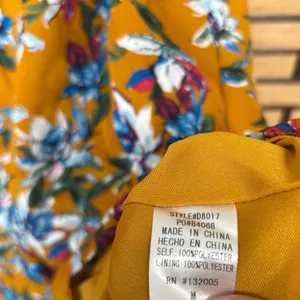 Entro Gold Floral Dress Size Medium‎ thumbnail 8