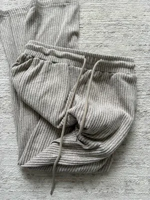 Trendy Queen Ribbed Knit Wide-Leg Pants Lounge Set (Size Small) thumbnail 5