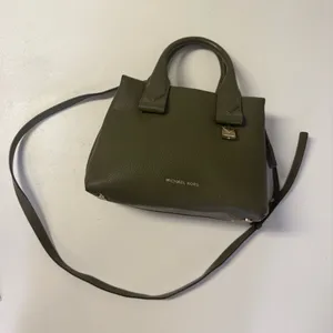 Michael Kors Rollins Satchel Green Pebbled Leather Tote Cross Body thumbnail 8
