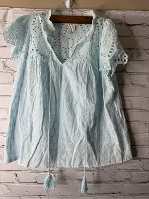 Adiva Blue Eyelet lace ruffle sleeve blouse size large thumbnail 4