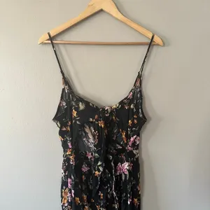 American Eagle Outfitters Black Tie Back Floral Pink Orange Jumpsuit Size L thumbnail 8