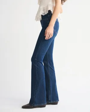 Abercrombie High Rise Bootcut Jeans thumbnail 3