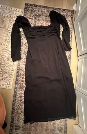 Abercrombie Black Midi Dress thumbnail 1