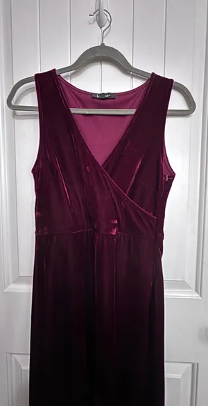 Lulus Red Purple Velvet Gown Formal Prom thumbnail 4
