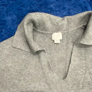 A New Day Ribbed Collared V Neck Cozy Gray Sweater Medium thumbnail 4