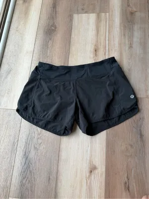 lululemon Run Times Short II 4” Black Running Shorts Size 4 thumbnail 3