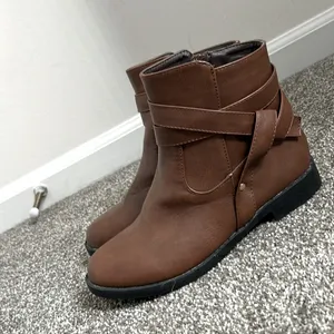 Glaze Brown booties thumbnail 3