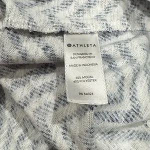 Athleta Breezy Chevron Muscle Tank Top Blue White Athletic Women’s Large thumbnail 3